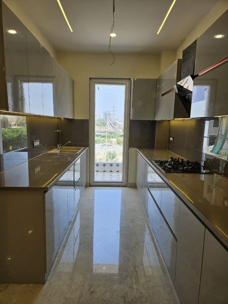 Pitrachaya Dev Floors - Sector 70 SPR Road Gurgaon — photo 3